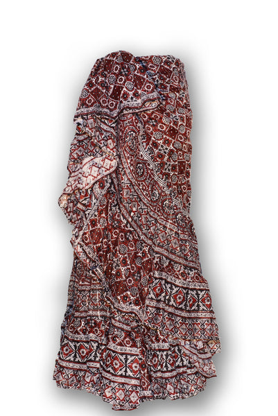 Grey skirt with lurex, red and black blockprint