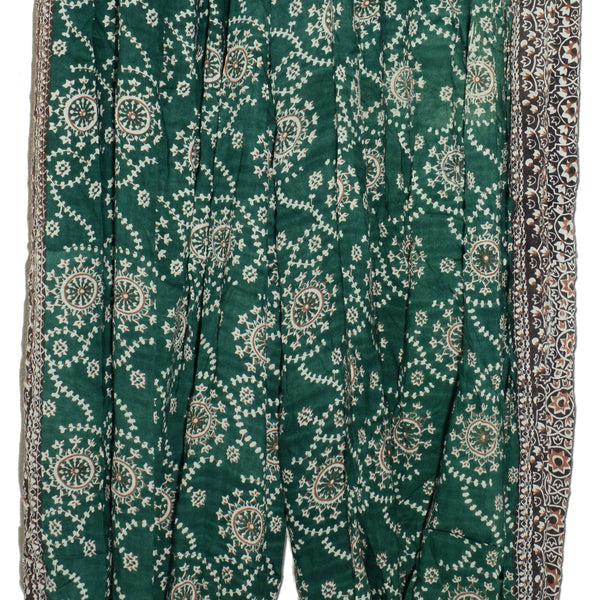 Green cotton white star pattern pantaloon